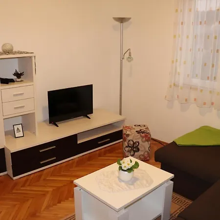 Apartman Dora - Apartman Póla