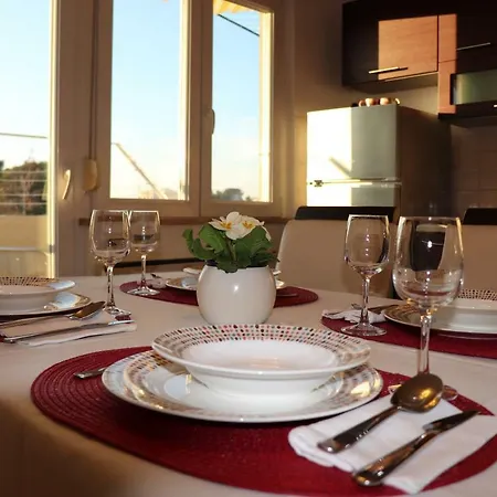 Apartman Dora - *